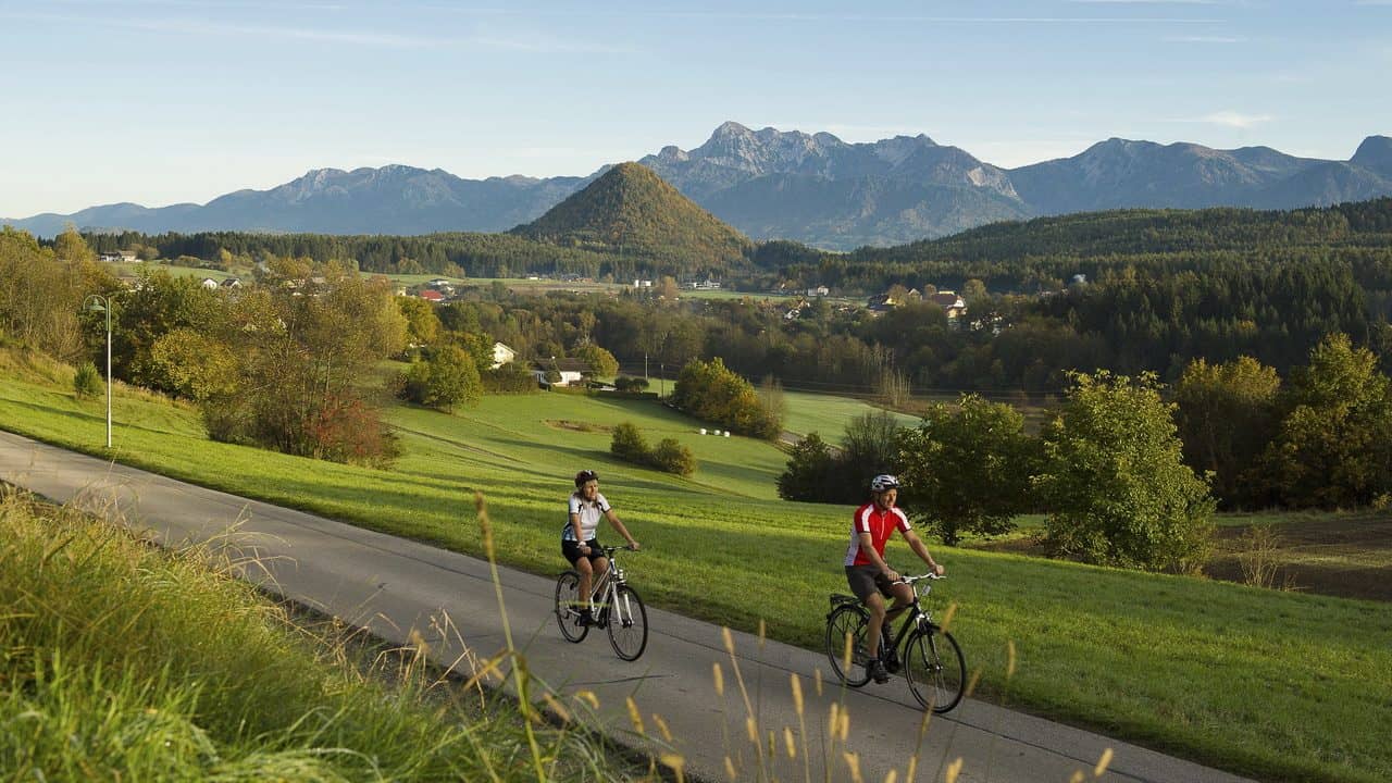 Wörthersee cykling längs Drau i Österrike med Austria Travel