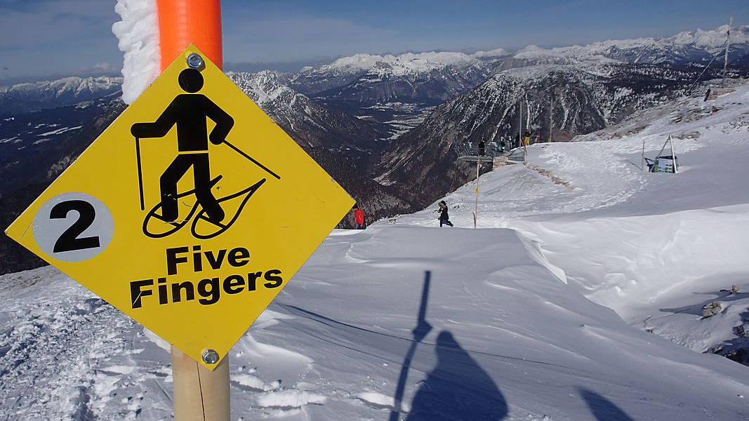 Snöskovandring vid 5fingers five fingers vintersemester i Österrike