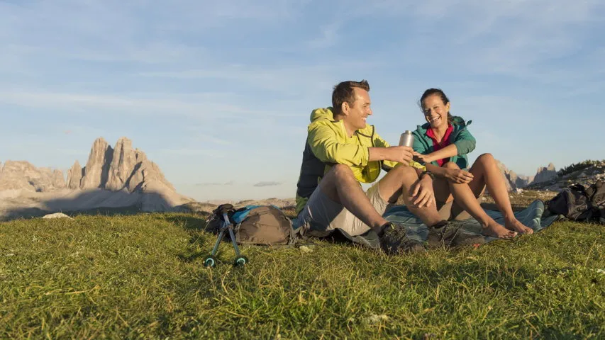 Vandring på Dolomiten Höhenweg i Italien Lago di Braies till Cortina