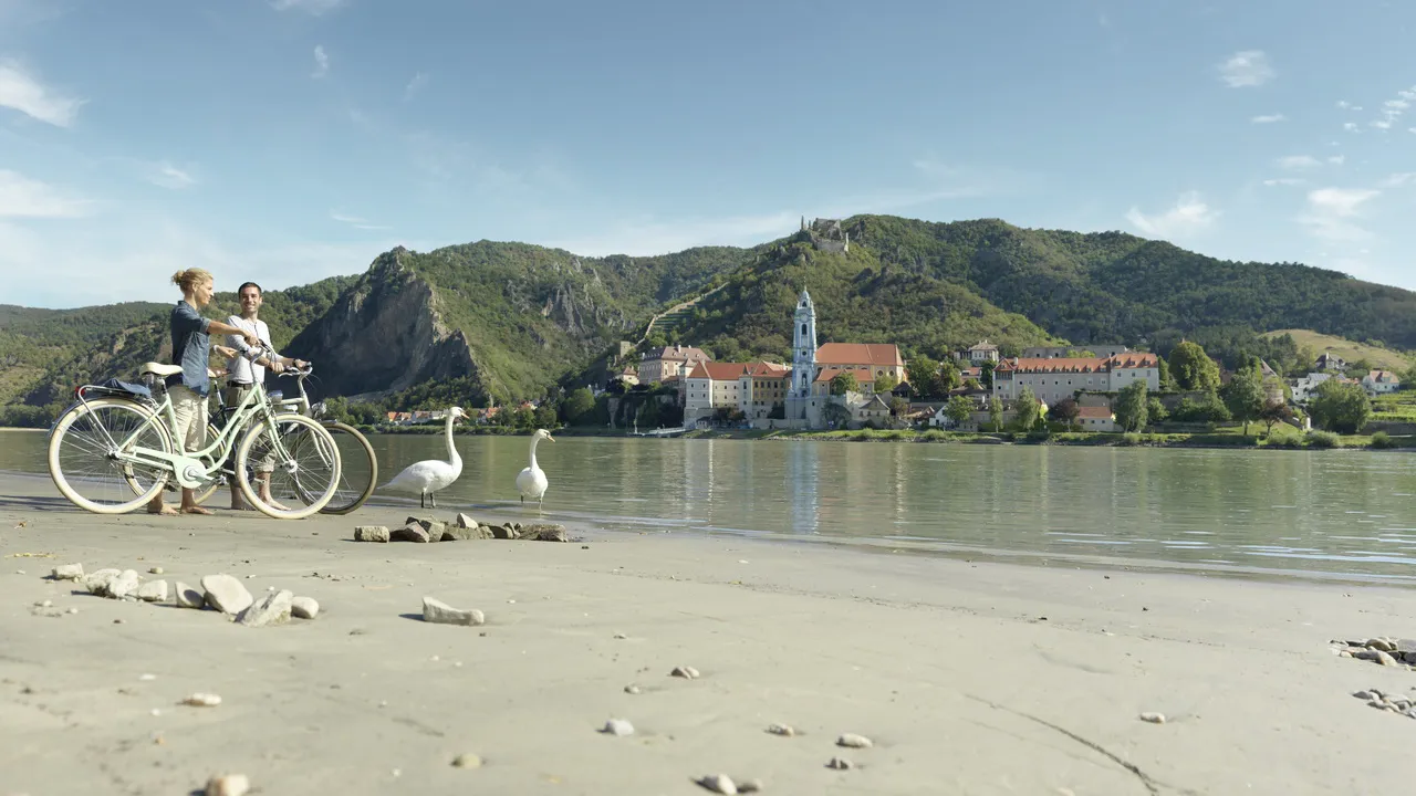 Cykla längs Donau till Wien