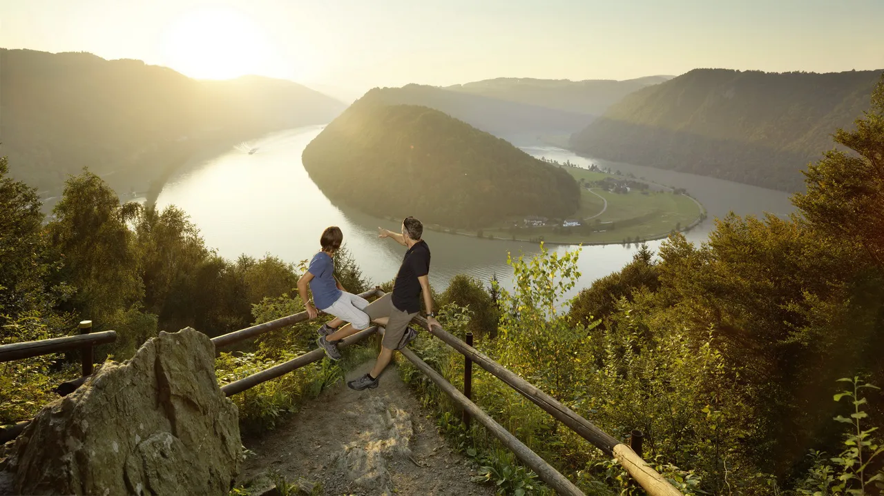 Utsikt Schlögener Schlinge cykling Donau