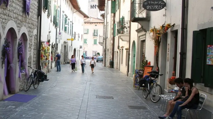 Venzone Salzburg Grado