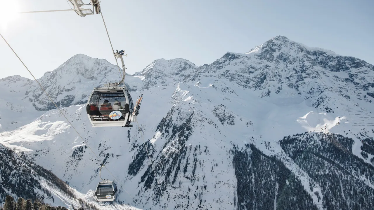 Kabinbana skidsemester hotel Paradies Sulden-Solda Italien