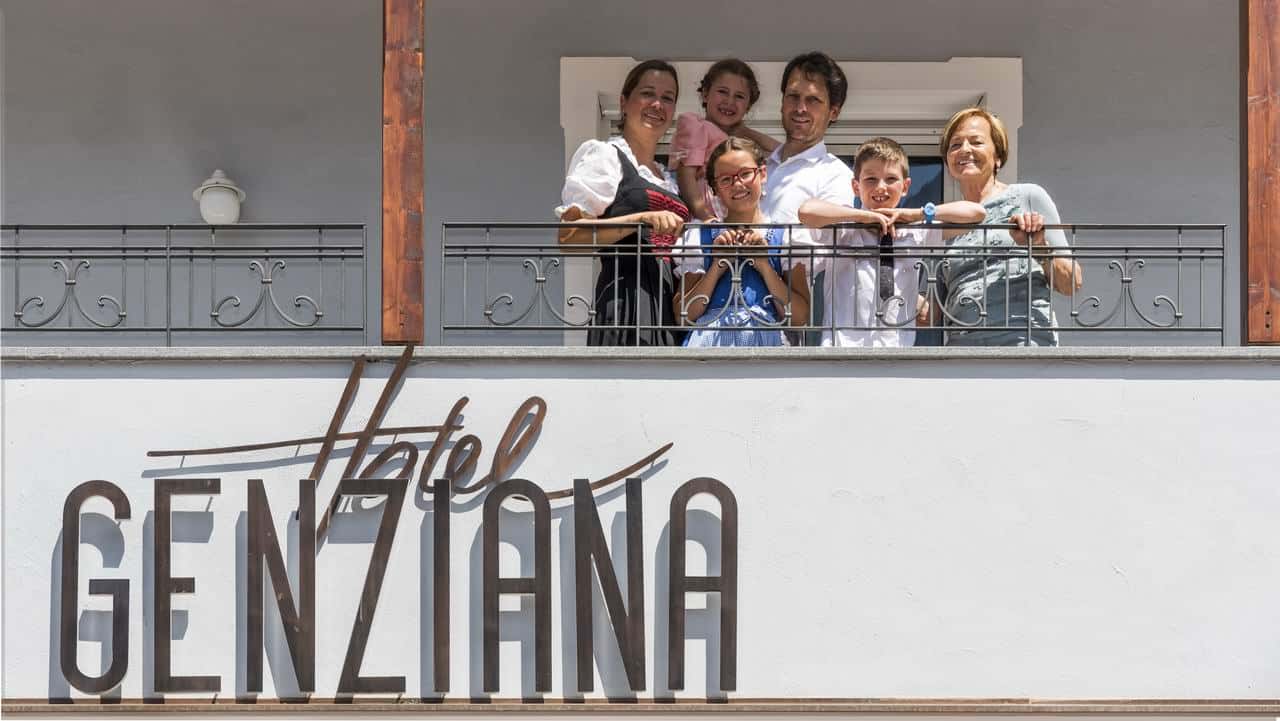 Hotel Genziana drivs av familjen Bernardi sedan starten år 1928