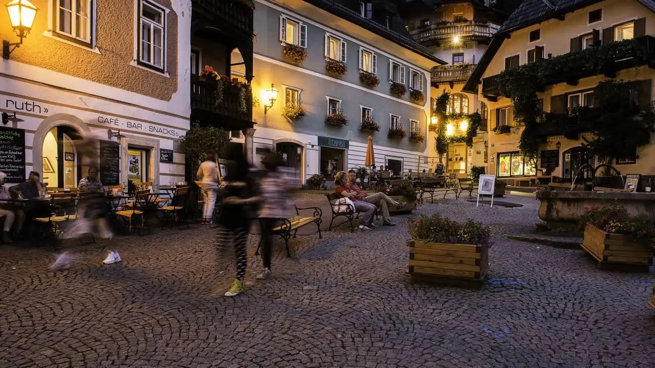 Salzburg till Hallstatt