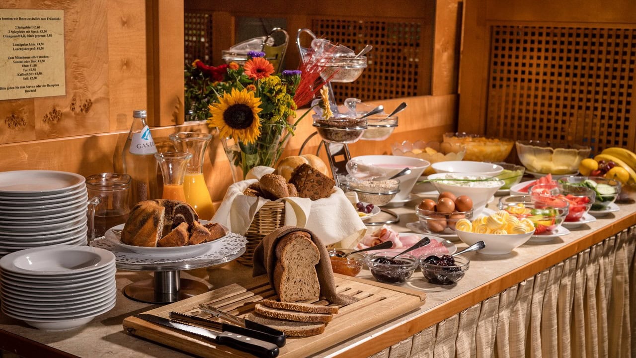 Frukostbuffe Hotel Alpenblick Bad Gastein