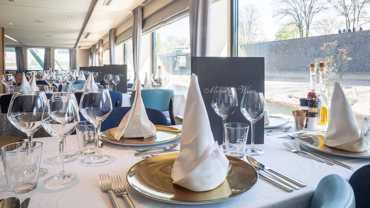 MV Lisabelle - Restaurang