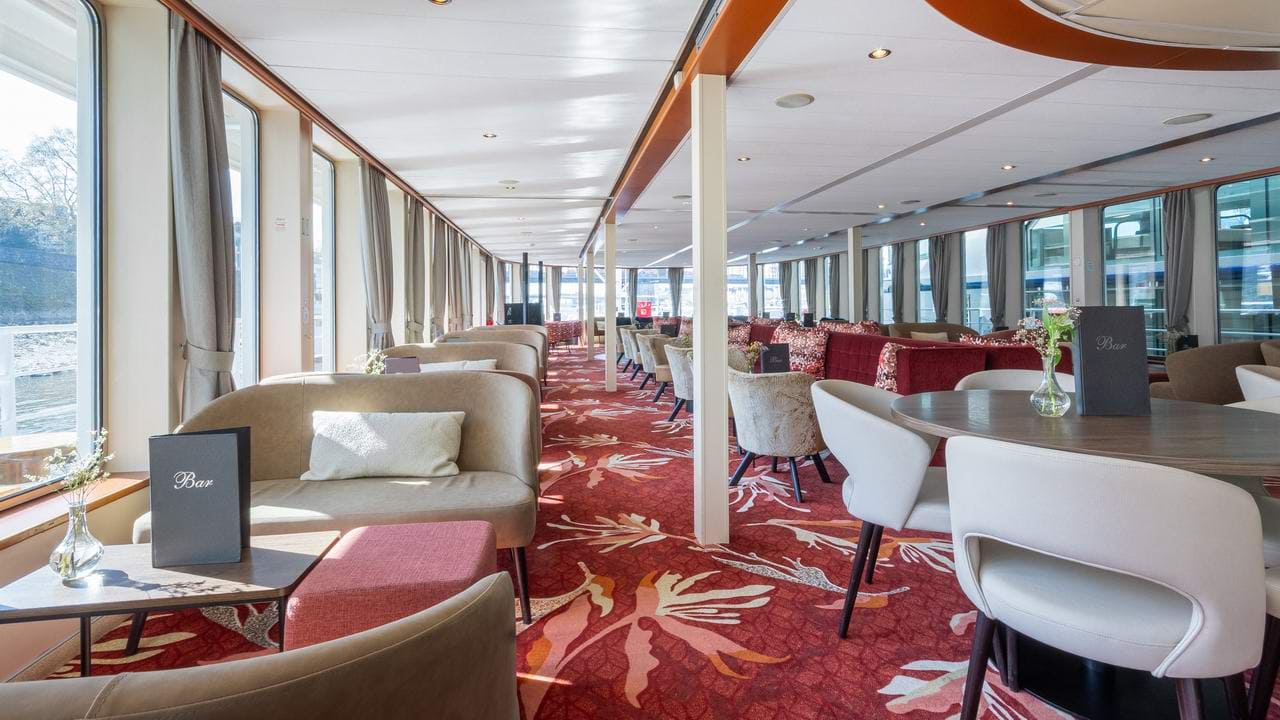 MV Lisabelle - Lounge och bar