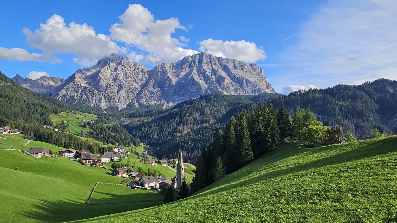 Vandra i La Val i Alta Badia